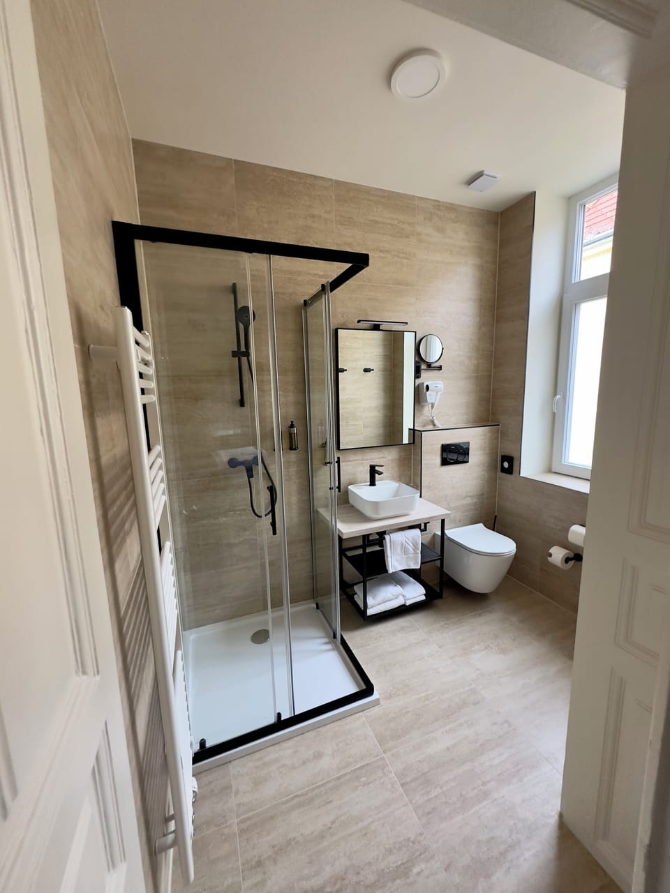 Comfort Double Room | Bathroom | Shower, hair dryer, slippers, towels