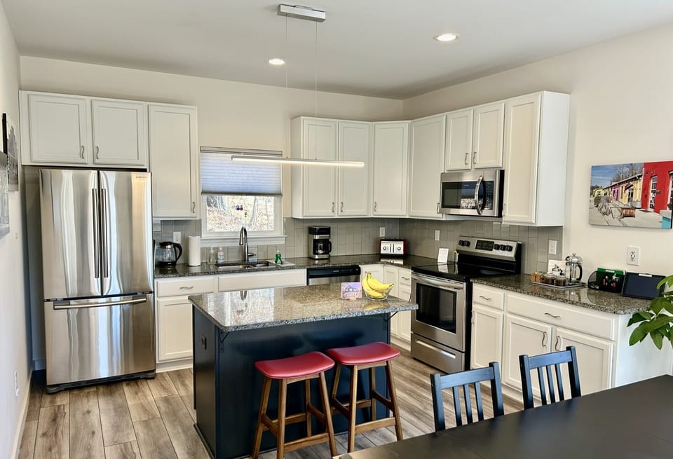 Our well-stocked kitchen is well organized for effortless cooking. 