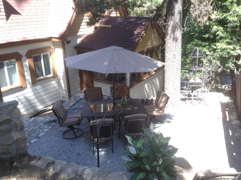 patio dining area off dining room