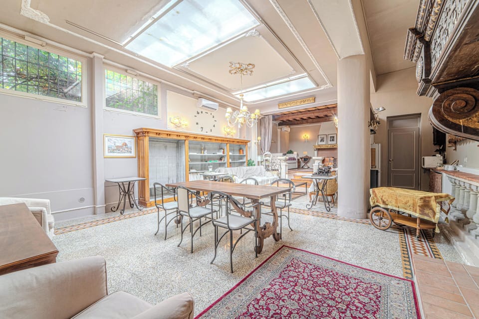 Suite, Terrace | In-room dining