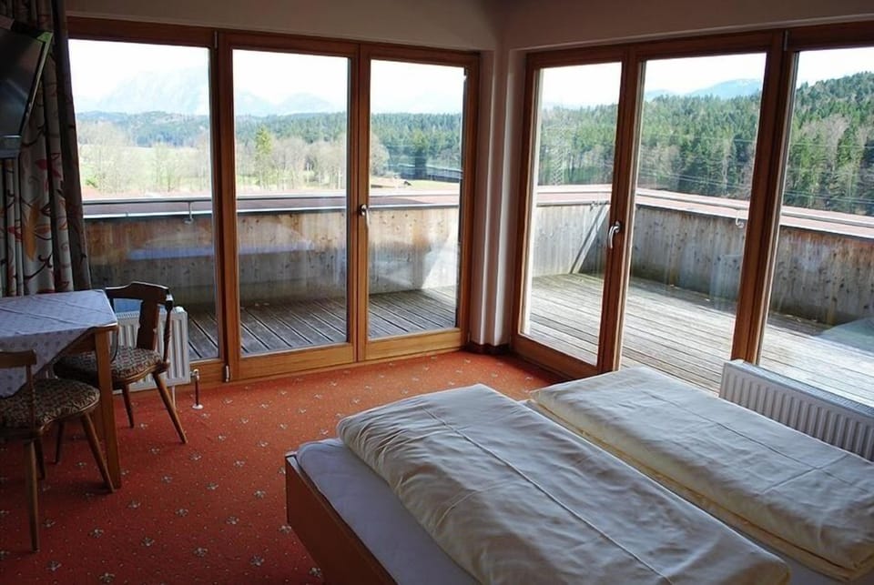 Double Room, Balcony | WiFi (free)