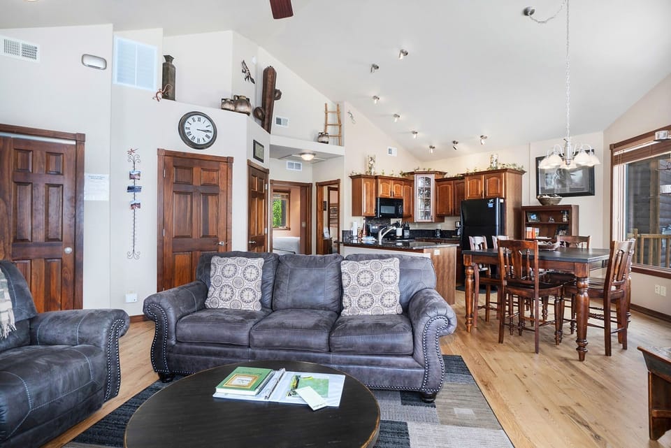 Condo, 2 Bedrooms | Living area | TV