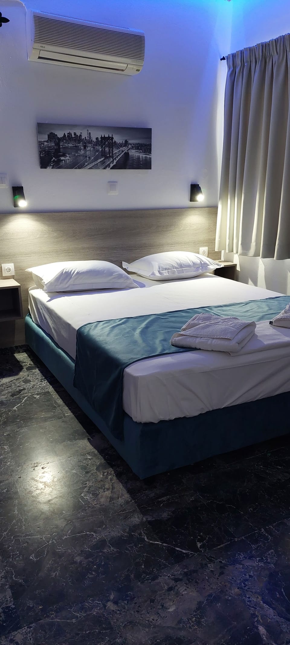Standard Double Room, Sea View | In-room safe, soundproofing, iron/ironing board (on request)