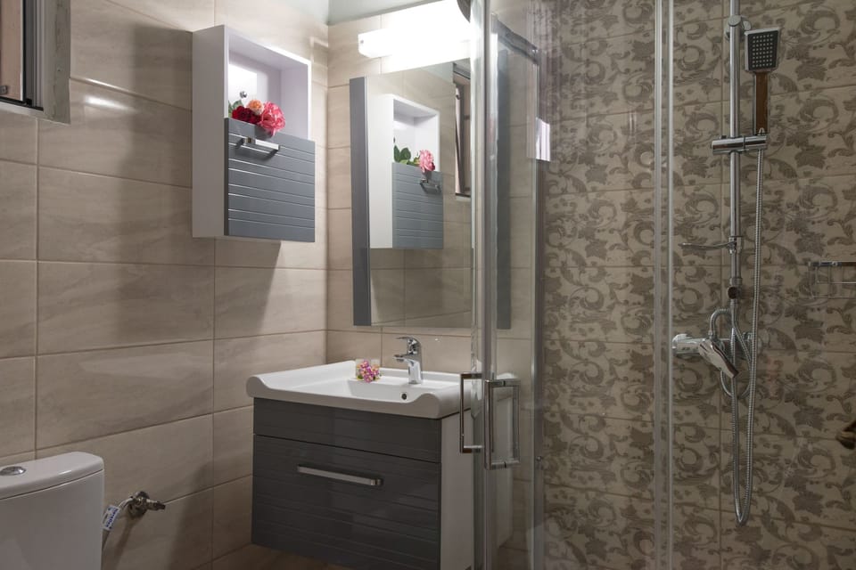 Villa Eleni Apartments Bed and Breakfast in Peloponnese, Western Greece and the Ionian