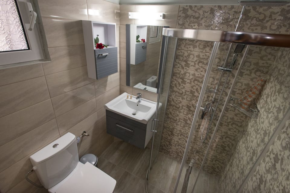 Villa Eleni Apartments Bed and Breakfast in Peloponnese, Western Greece and the Ionian