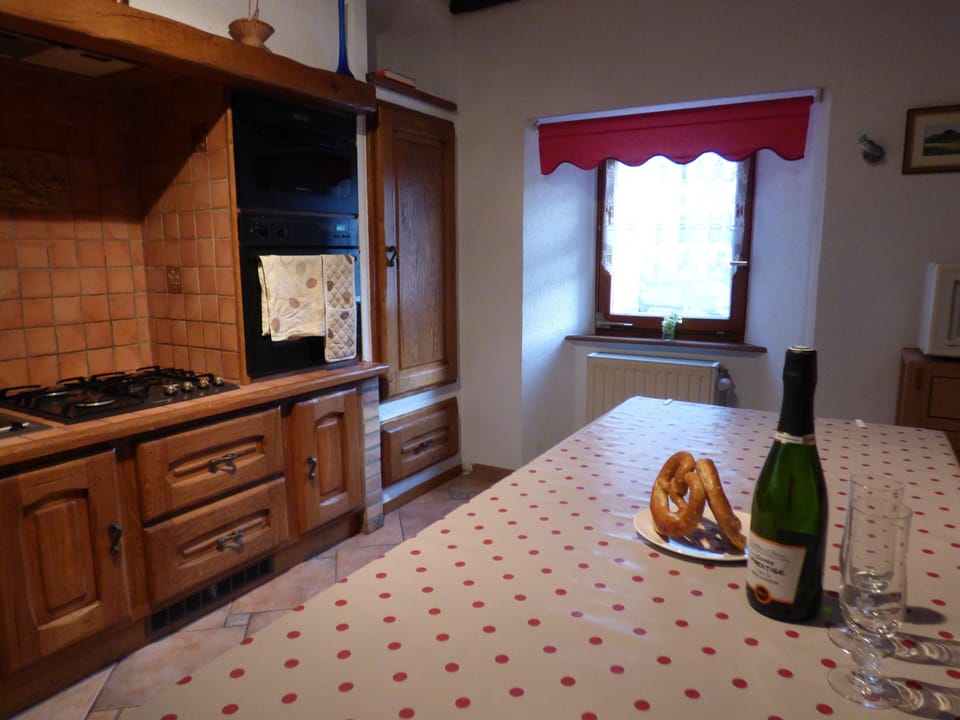 Well equipped kitchen - perfect for delicious home cooked meals