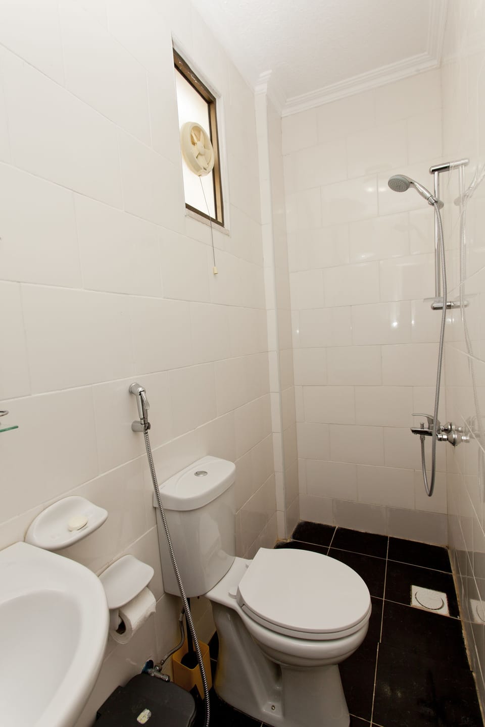 Single Room | Desk, WiFi (free), bed sheets