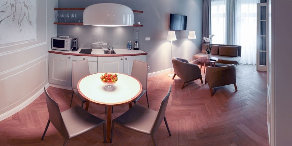 Private kitchenette
