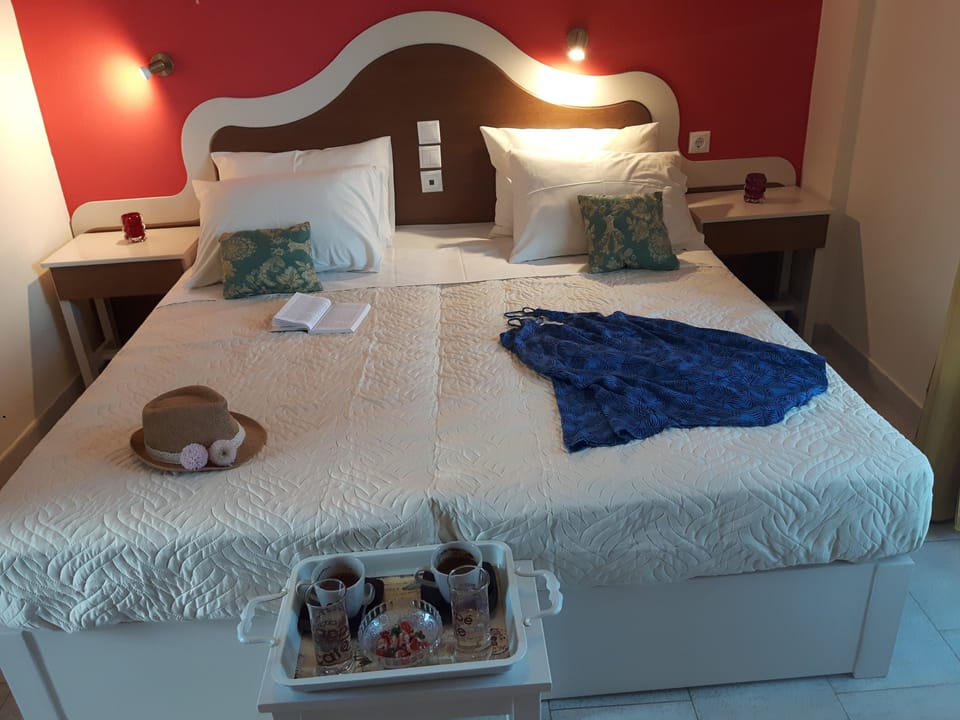 Egyptian cotton sheets, in-room safe, soundproofing, iron/ironing board
