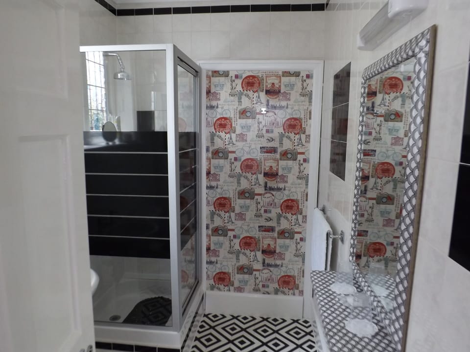 Double Room, Ensuite (Ground Floor) | Bathroom