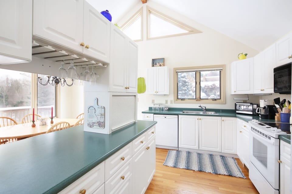 Chef's Dream! Large Kitchen Area with All Common Appliances, Silverware, Dishes