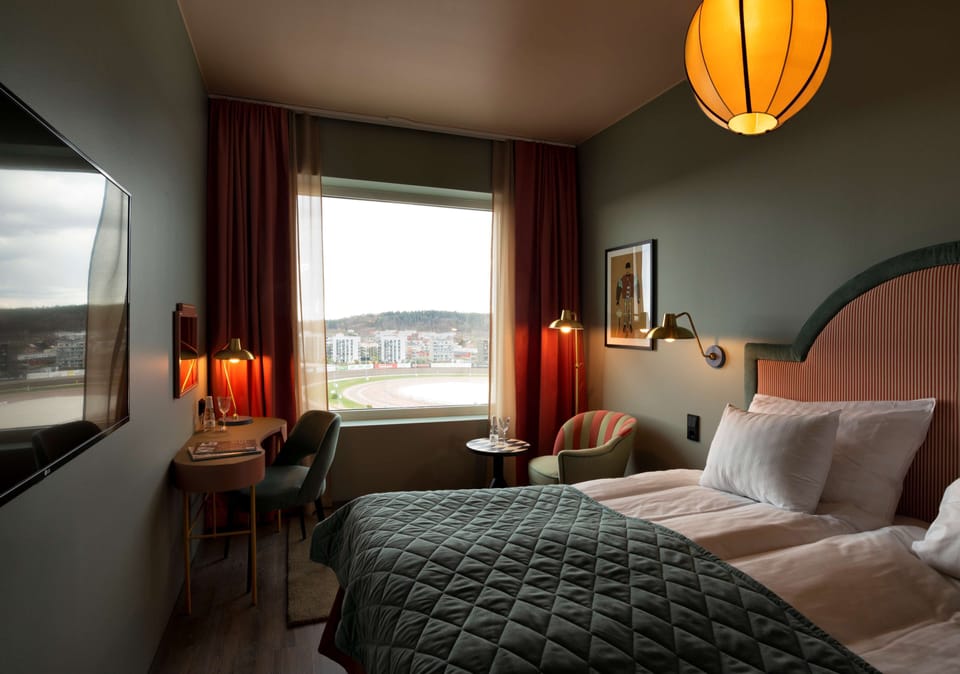 Standard Room, 2 Twin Beds, Non Smoking | In-room safe, desk, blackout drapes, soundproofing