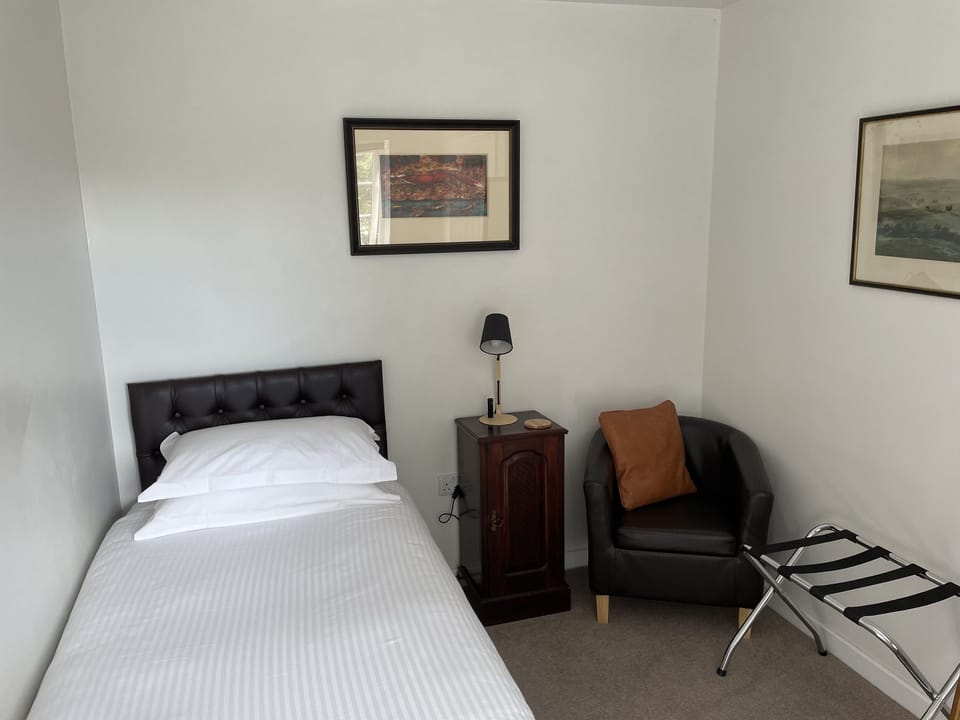 Cottage | 2 bedrooms, individually decorated, individually furnished, free WiFi