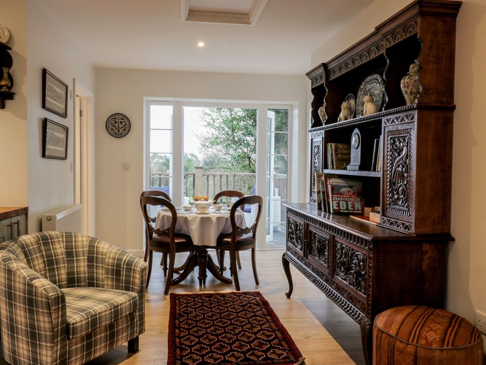 Cottage | Living room | TV, DVD player