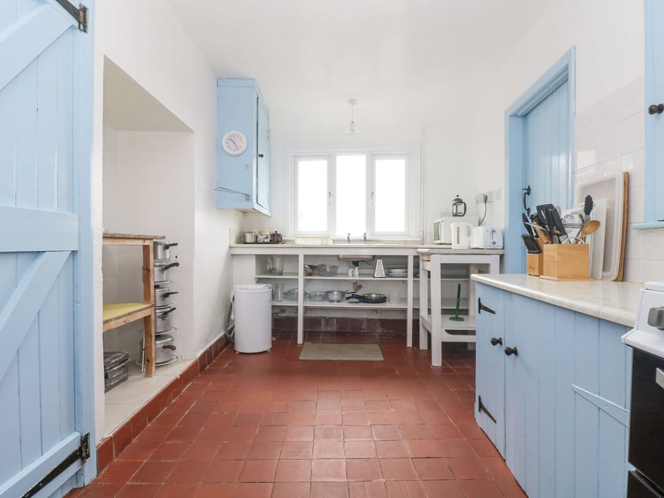 Cottage | Private kitchen | Cookware/dishes/utensils