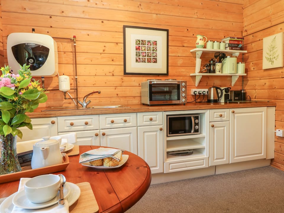 Cottage | Private kitchen | Cookware/dishes/utensils