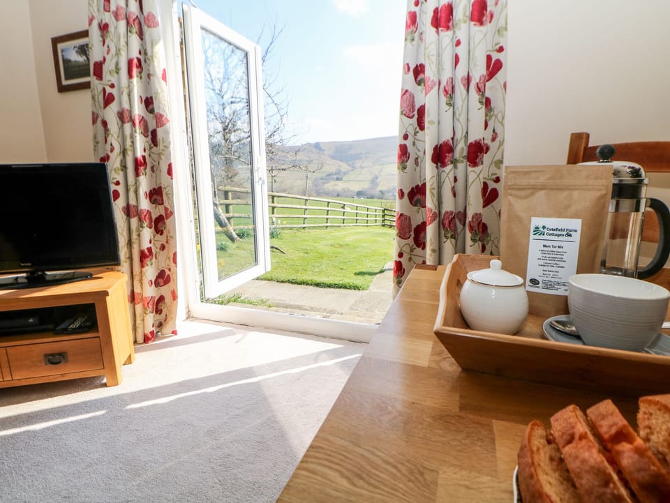 Cottage | Interior