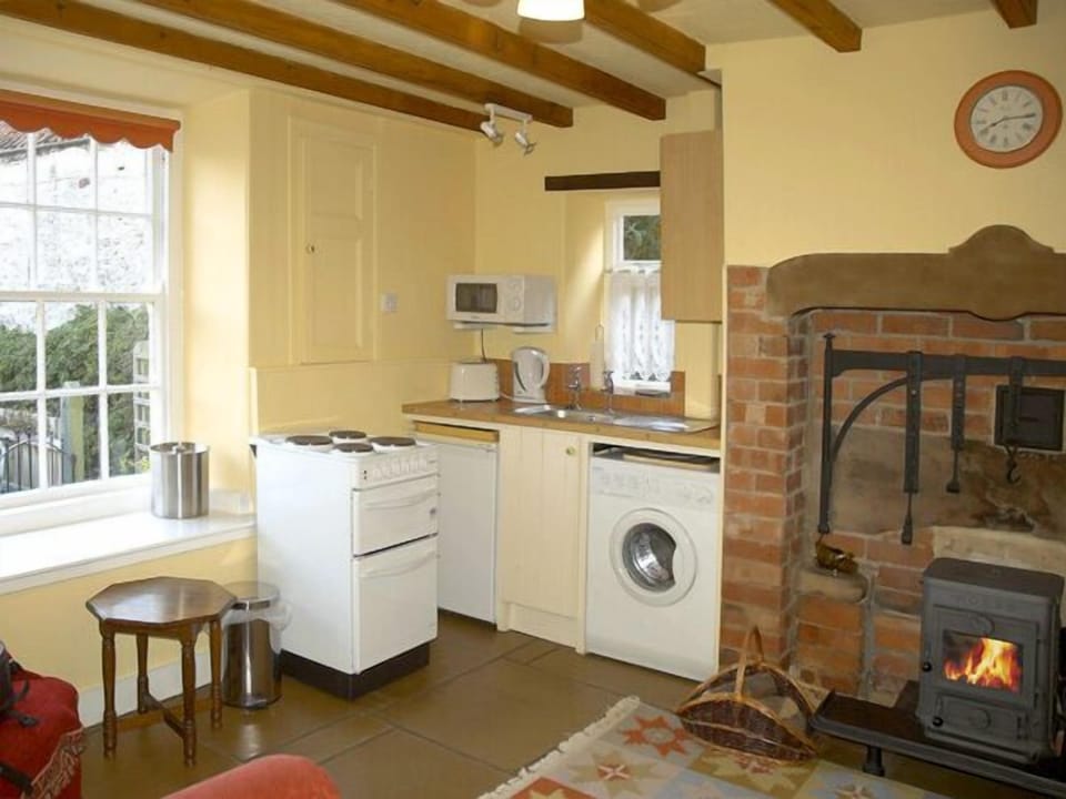 Cottage | Interior