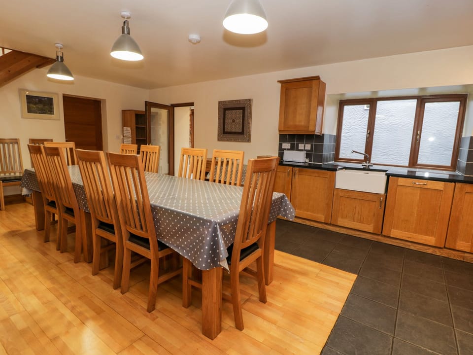 Cottage | Interior