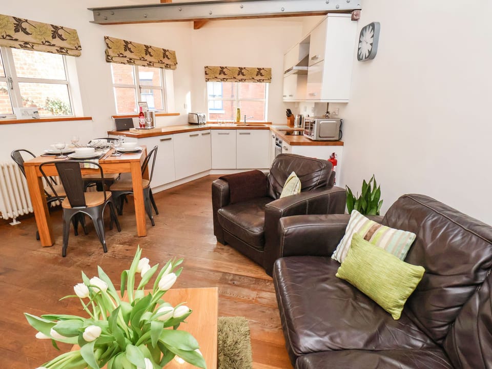 Cottage | Interior