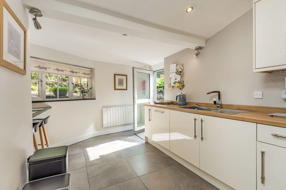 Cottage | Interior