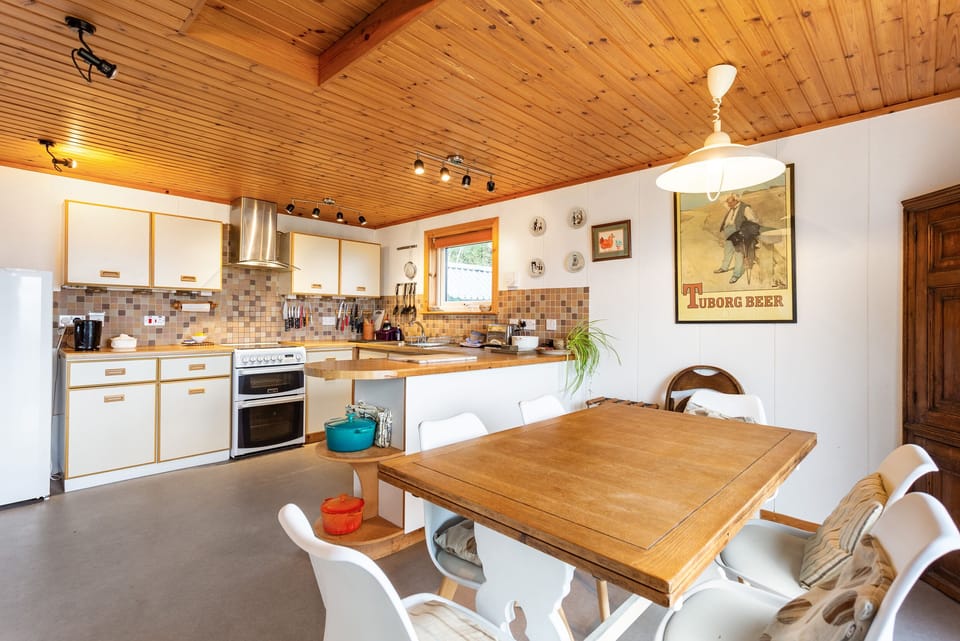 Cottage | Interior
