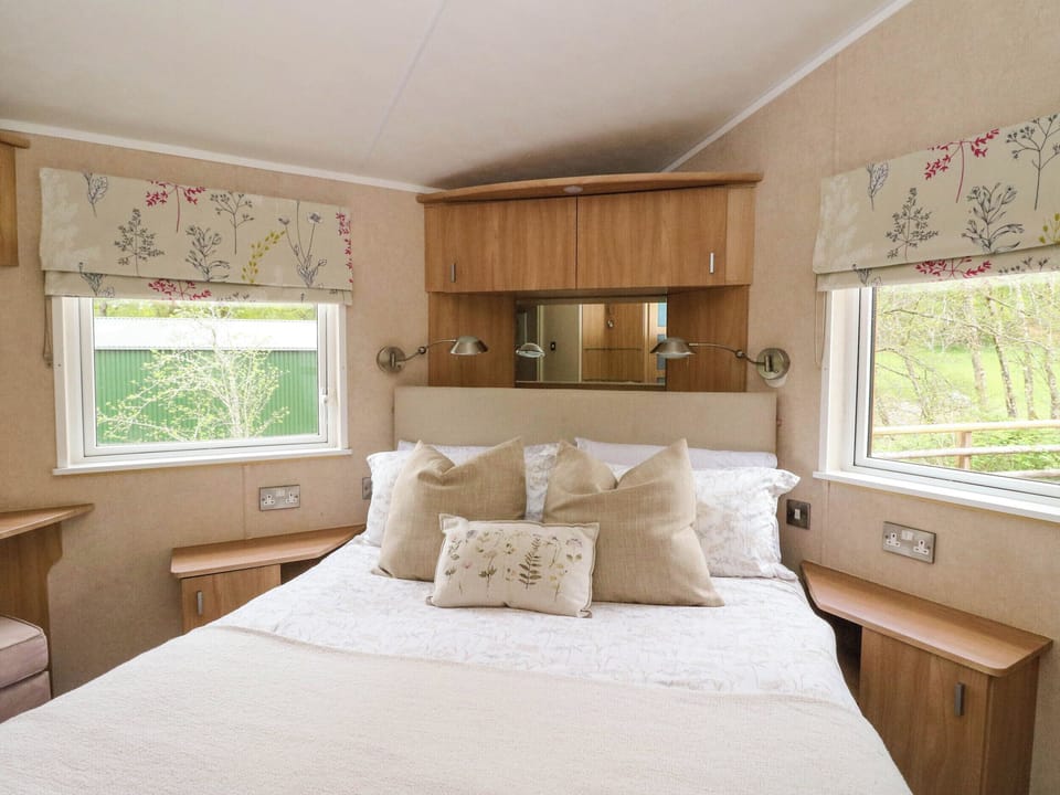 The Four Oaks Chalet Cottage in Scotland