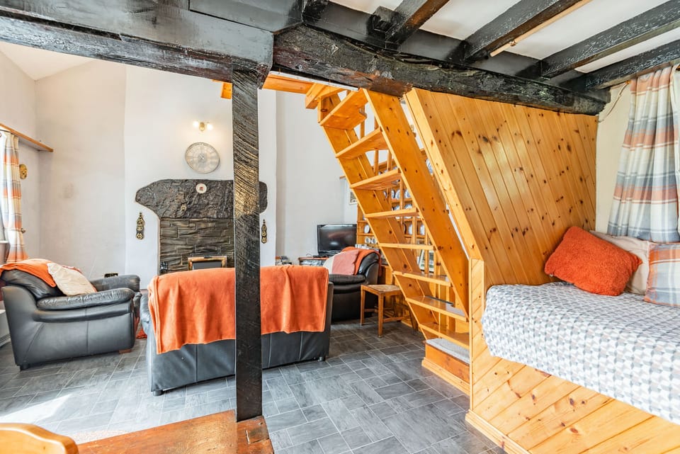 Henrhiw Bach Cottage in Bro Machno