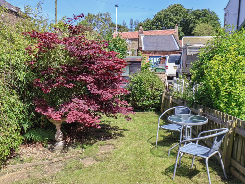 Cottage | Outdoor dining
