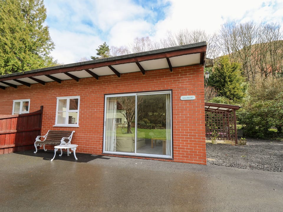Cottage | Exterior