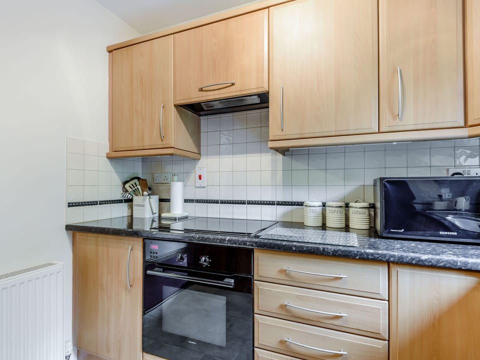 Fridge, dishwasher, cookware/dishes/utensils