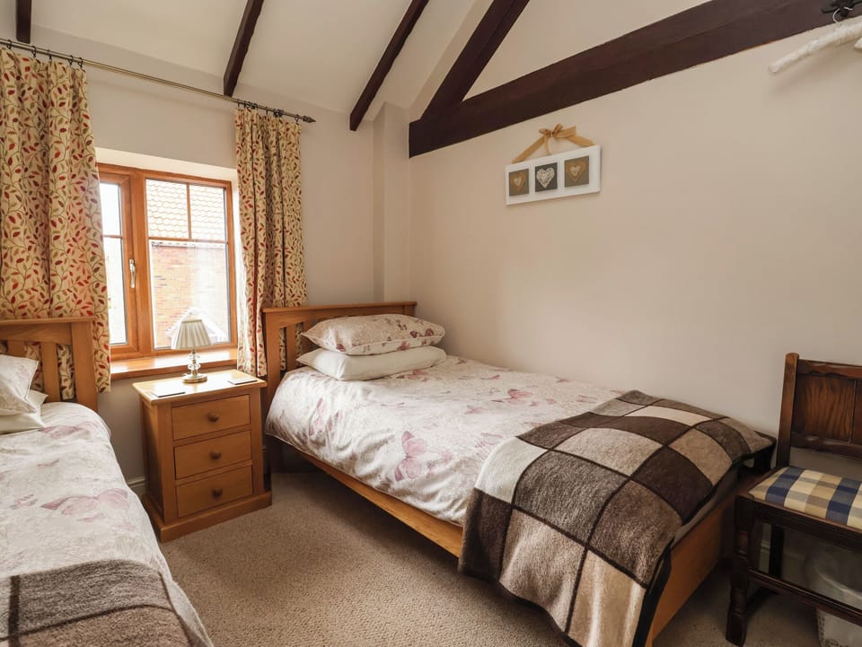 2 bedrooms, WiFi (free), individually decorated, individually furnished