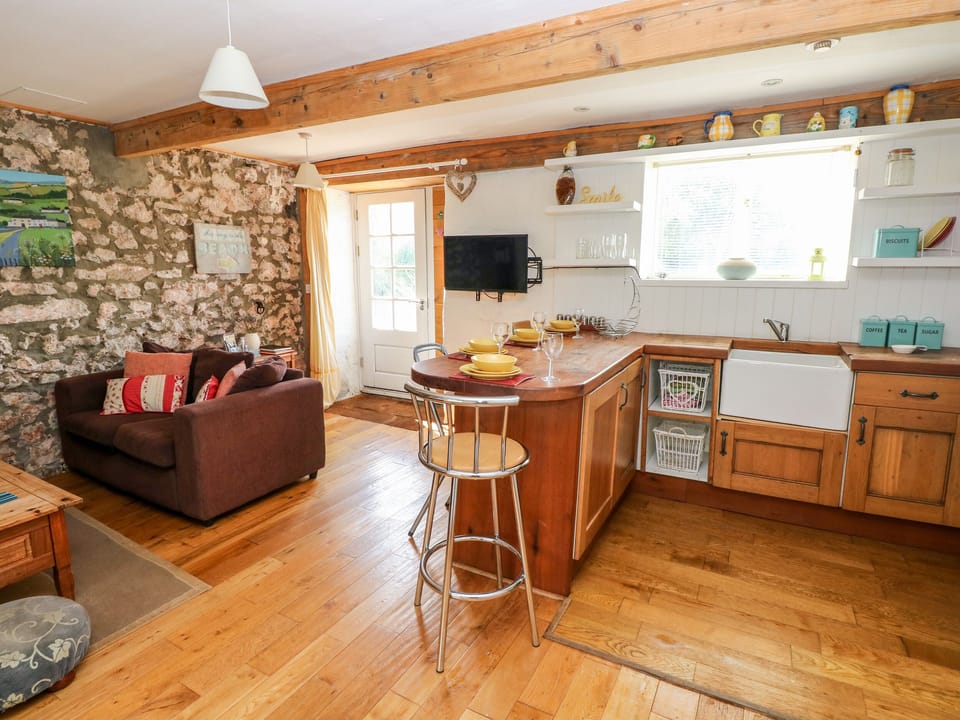 Cottage | Interior