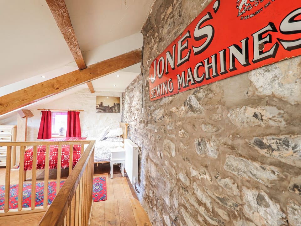 Cottage | Interior