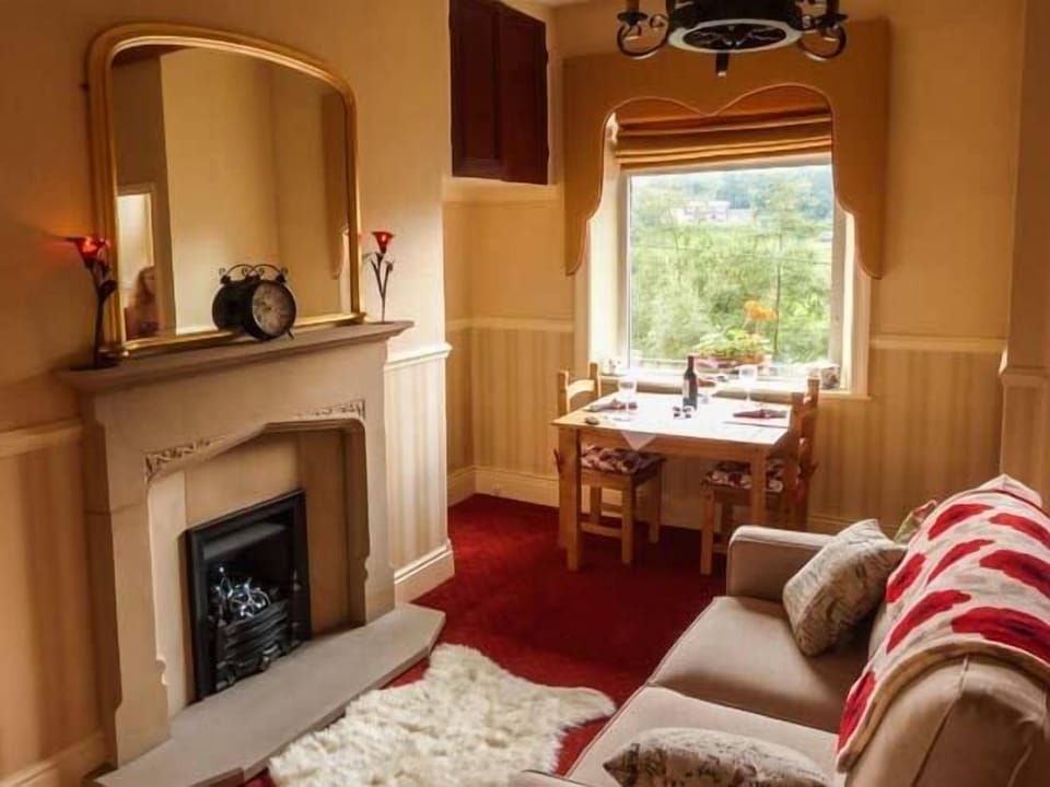 Cottage | Interior