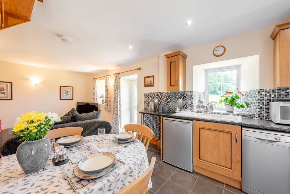 Cottage | Interior