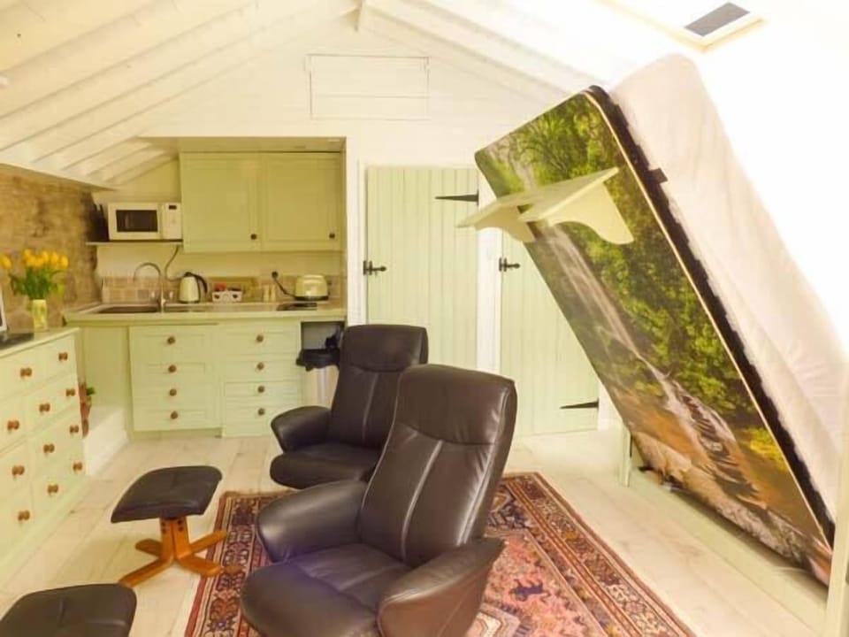 Cottage | Interior