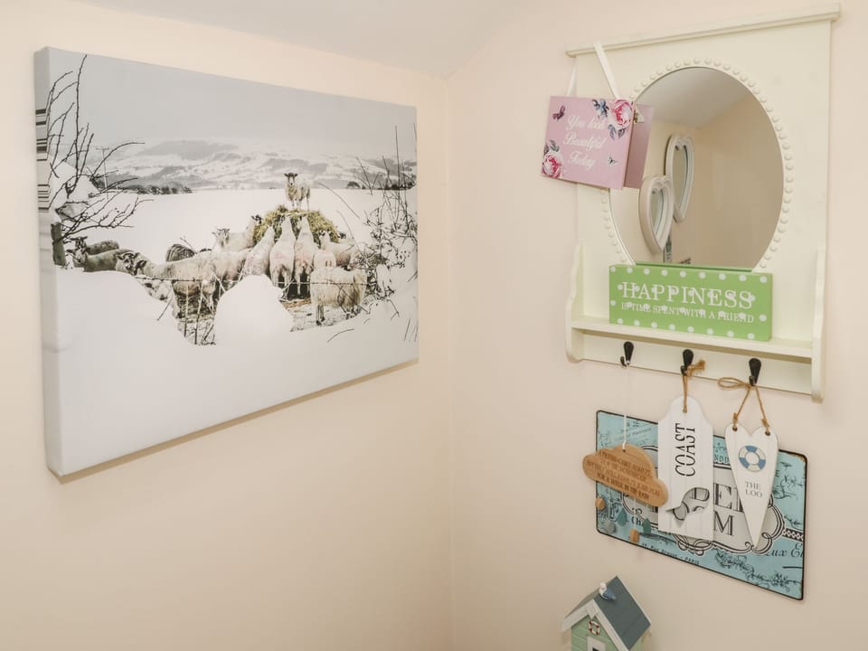 Cottage | 1 bedroom, individually decorated, individually furnished, free WiFi