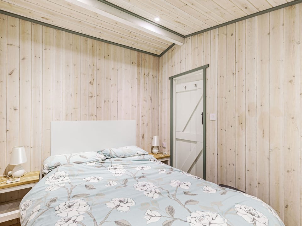 Cottage | 1 bedroom, individually decorated, individually furnished