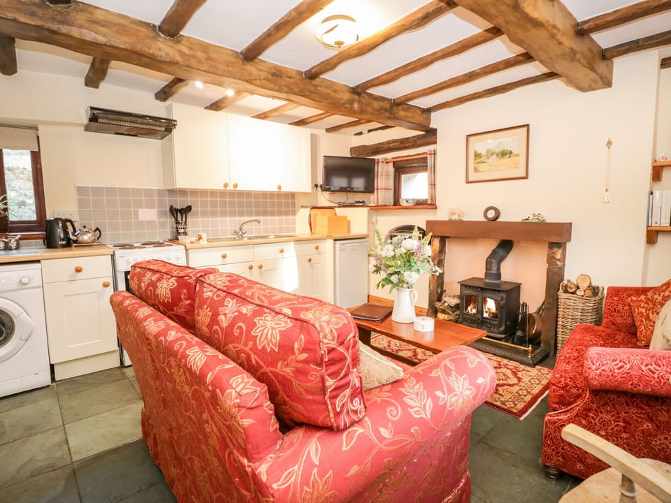 Cottage | Interior