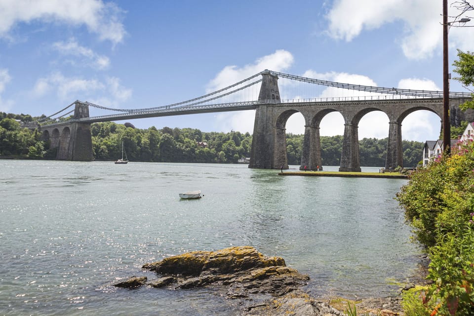 The Art Deco House Cottage in Menai Bridge