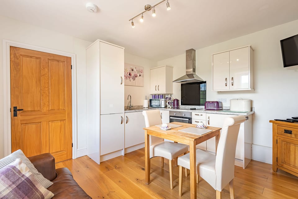 Cottage | Interior