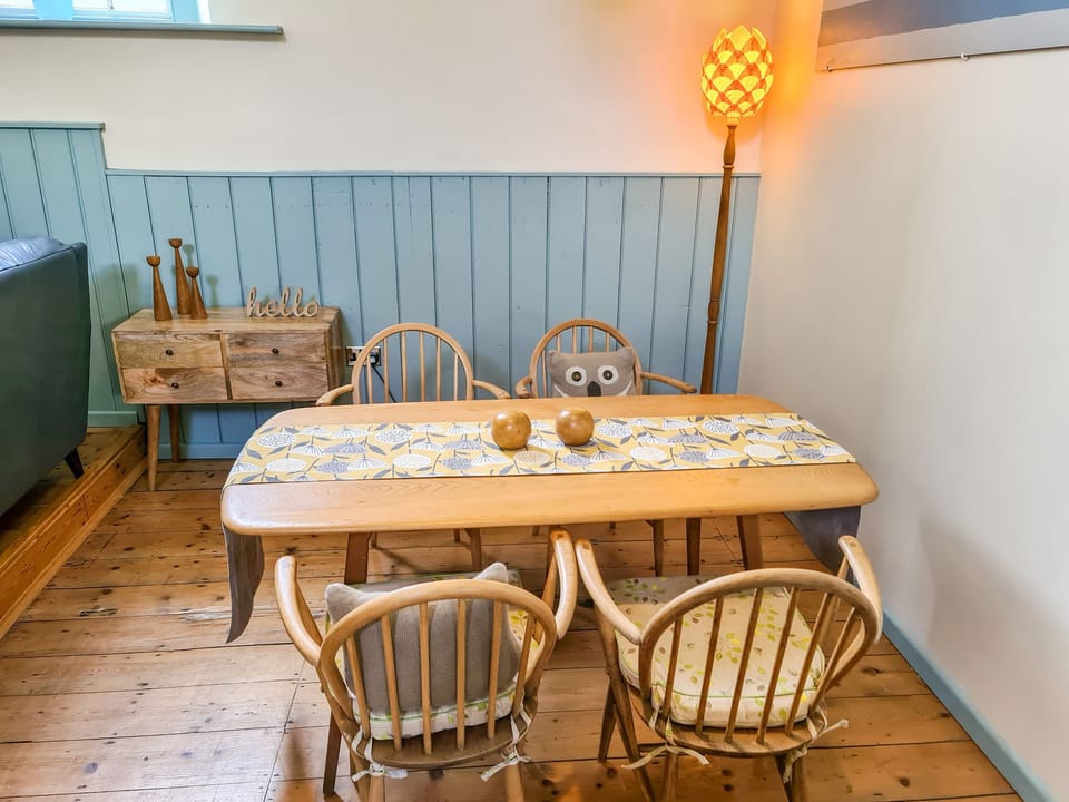 Cottage | Interior