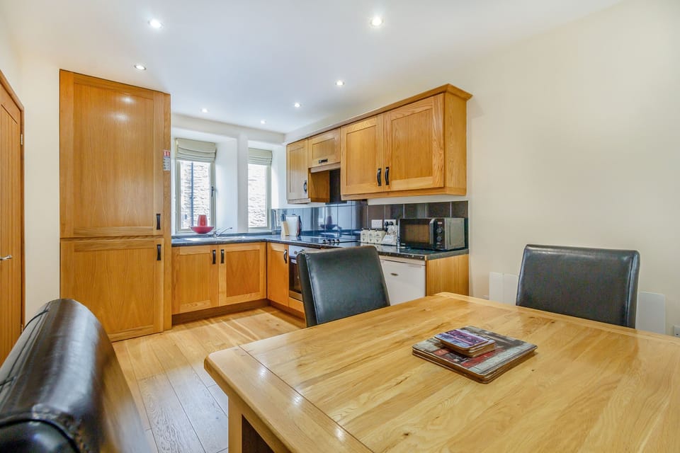 Cottage | Interior