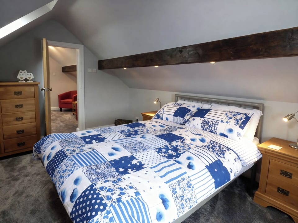 Cottage | 1 bedroom, individually decorated, individually furnished, free WiFi