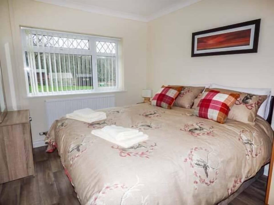 Cottage | 2 bedrooms, individually decorated, individually furnished, free WiFi