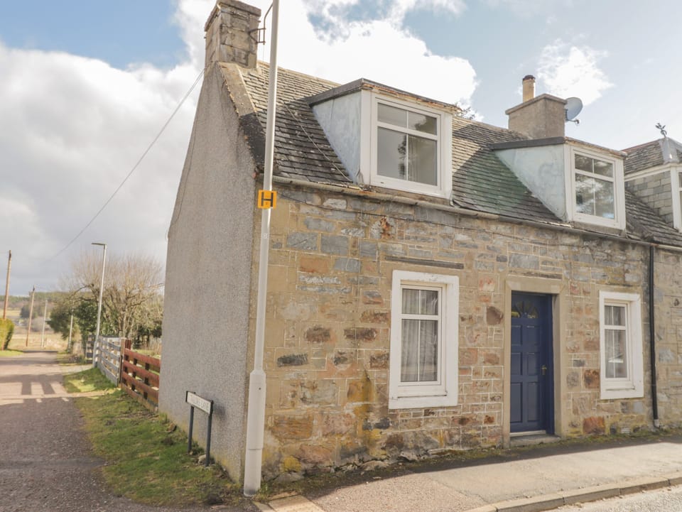 Cottage | Front of property