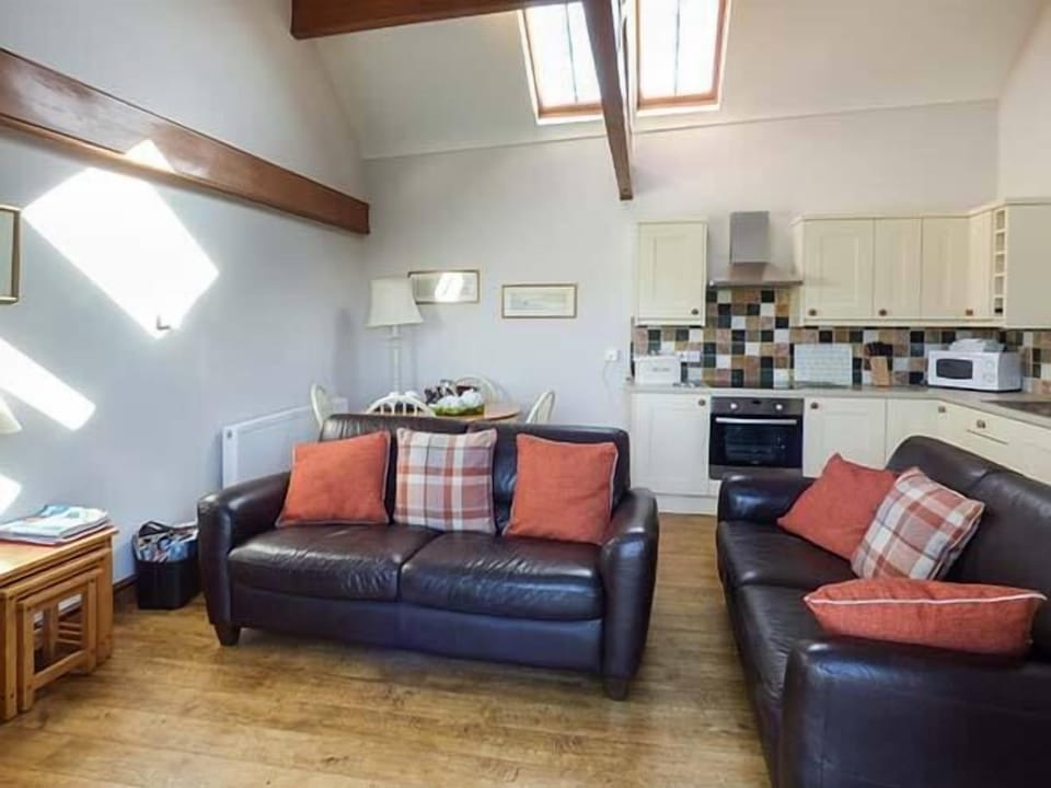Cottage | Living room | TV