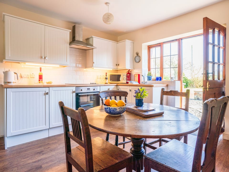 Cottage | Interior