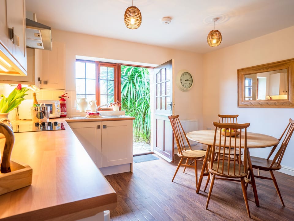 Cottage | Interior
